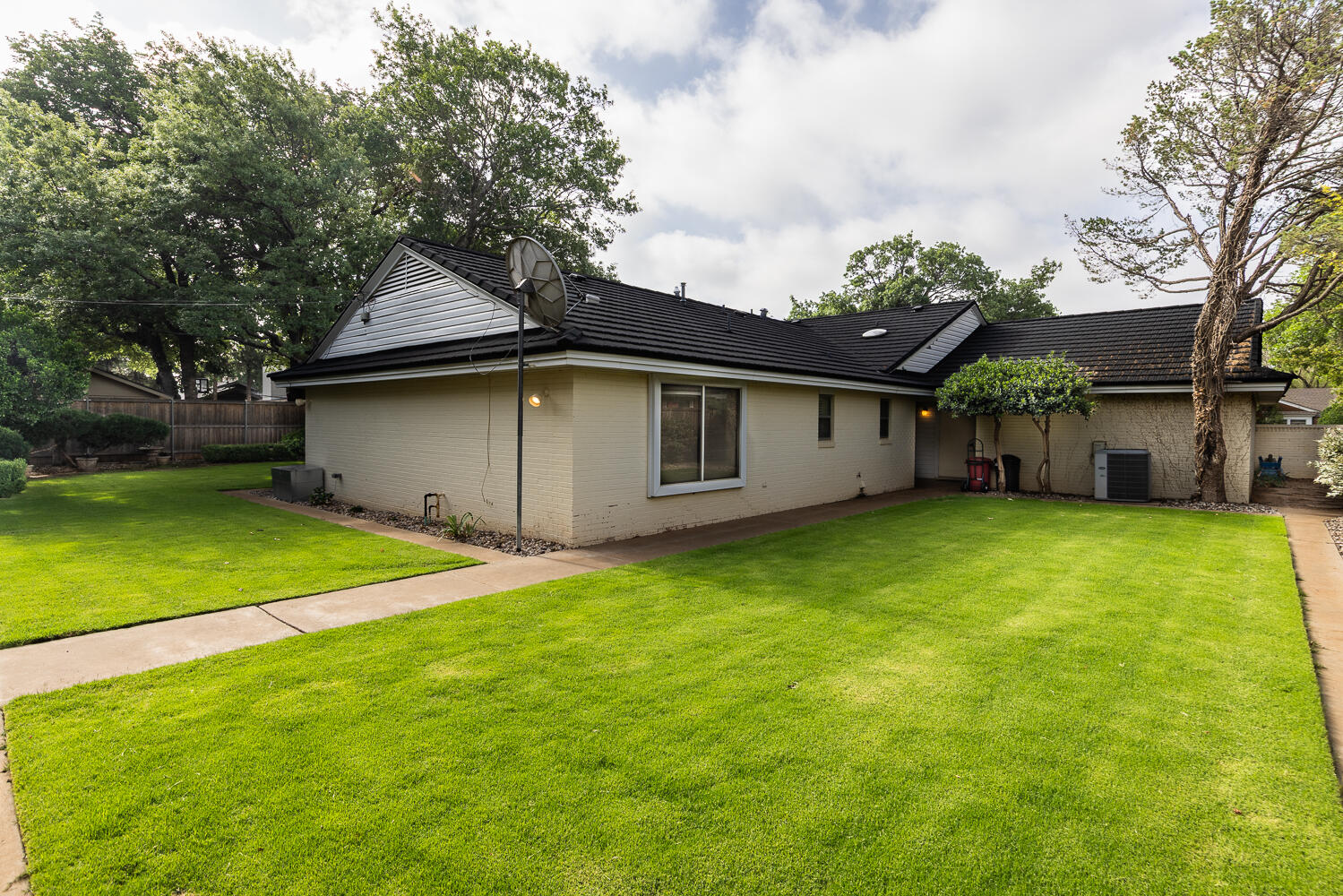 5212 27th Street Lubbock, TX 79407 - Photo 26 of 32 2L9A9893