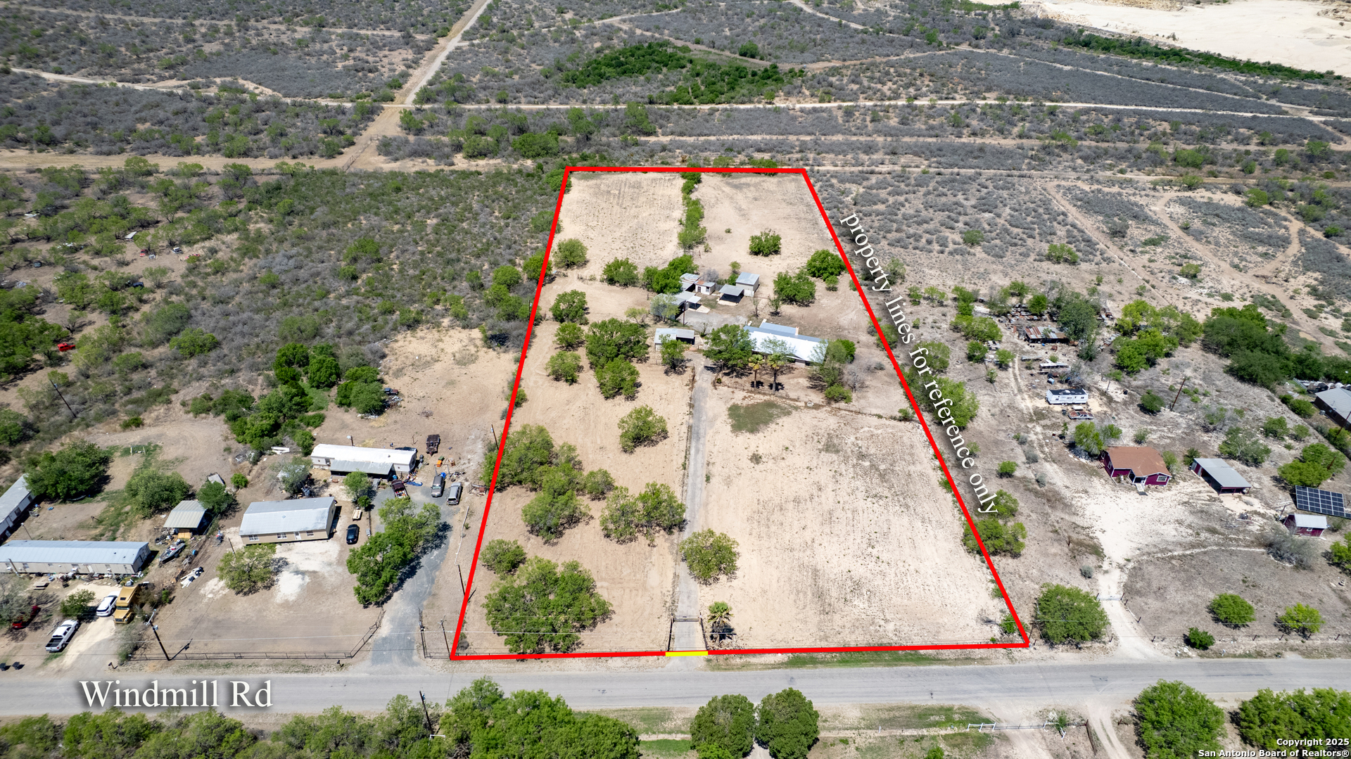1390 Windmill Road Uvalde, TX 78801 - Photo 3 of 44 a view of swimming pool and mountain view
