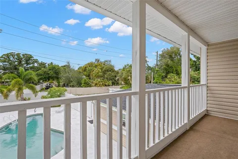 $885,000 | 427 Villa Grande Avenue South, St. Petersburg, FL 33707
