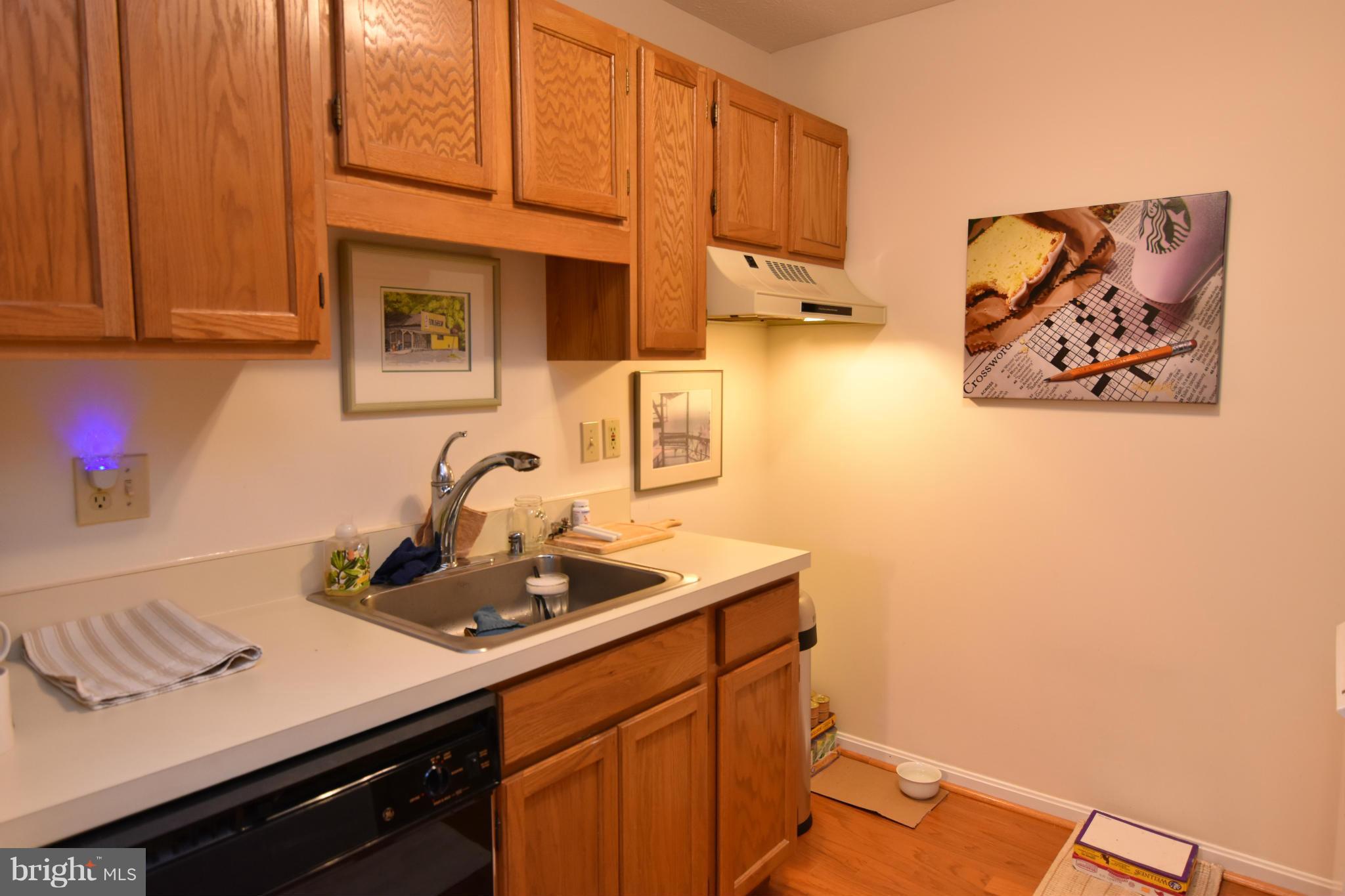 44792 Locust Ridge Court, Unit 857 California, MD 20619 - Photo 10 of 16 Kitchen