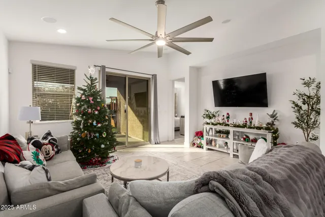 $460,000 | 5070 North 79th Lane, Glendale, AZ 85303