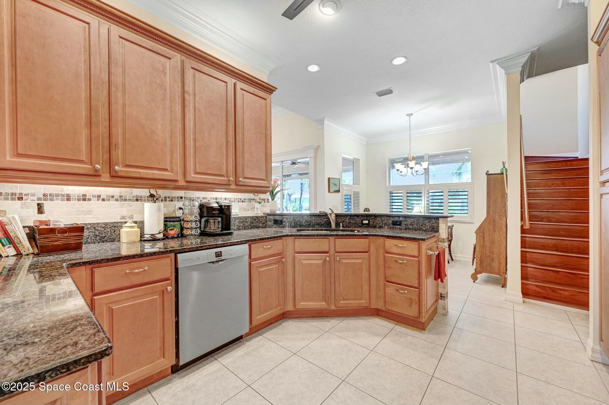 5327 Solway Drive Melbourne Beach, FL 32951 - Photo 11 of 59 tempImagemHU13D