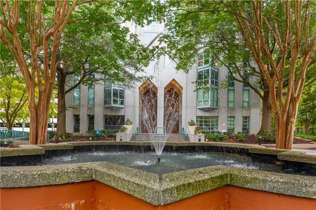 $255,000 | 2870 Pharr Ct S Northwest, Unit 2007, Atlanta, GA 30305