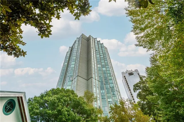 $255,000 | 2870 Pharr Ct S Northwest, Unit 2007, Atlanta, GA 30305