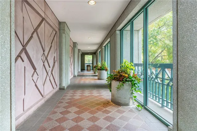 $255,000 | 2870 Pharr Ct S Northwest, Unit 2007, Atlanta, GA 30305