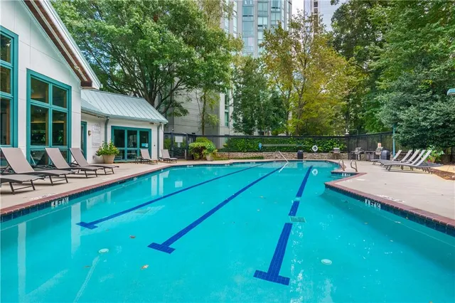 $255,000 | 2870 Pharr Ct S Northwest, Unit 2007, Atlanta, GA 30305