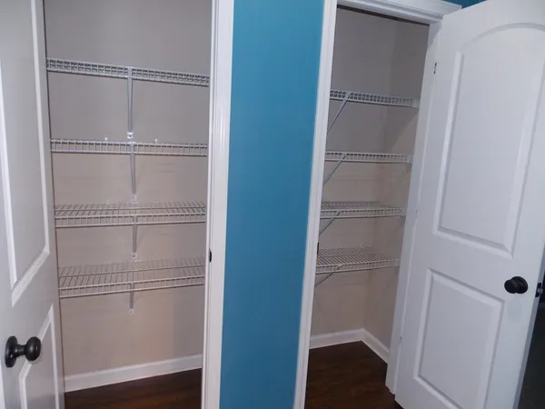 a view of walk in closet