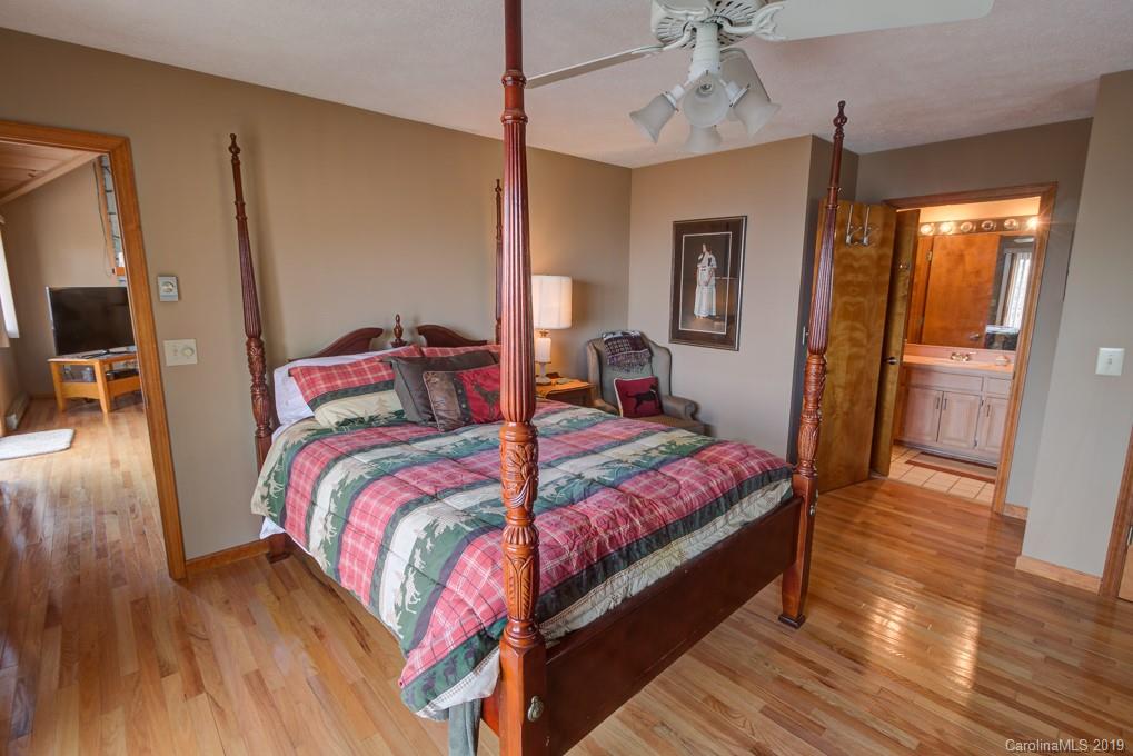 389 Skiview Road Seven Devils, NC 28604 - Photo 22 of 45 Gallery Image 22