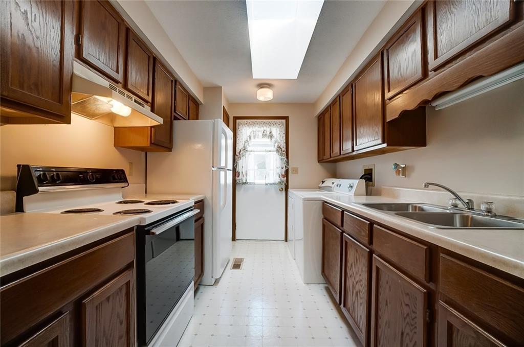 4542 Ridgewood Road East, Unit 4542 Springfield, OH 45503 - Photo 7 of 19