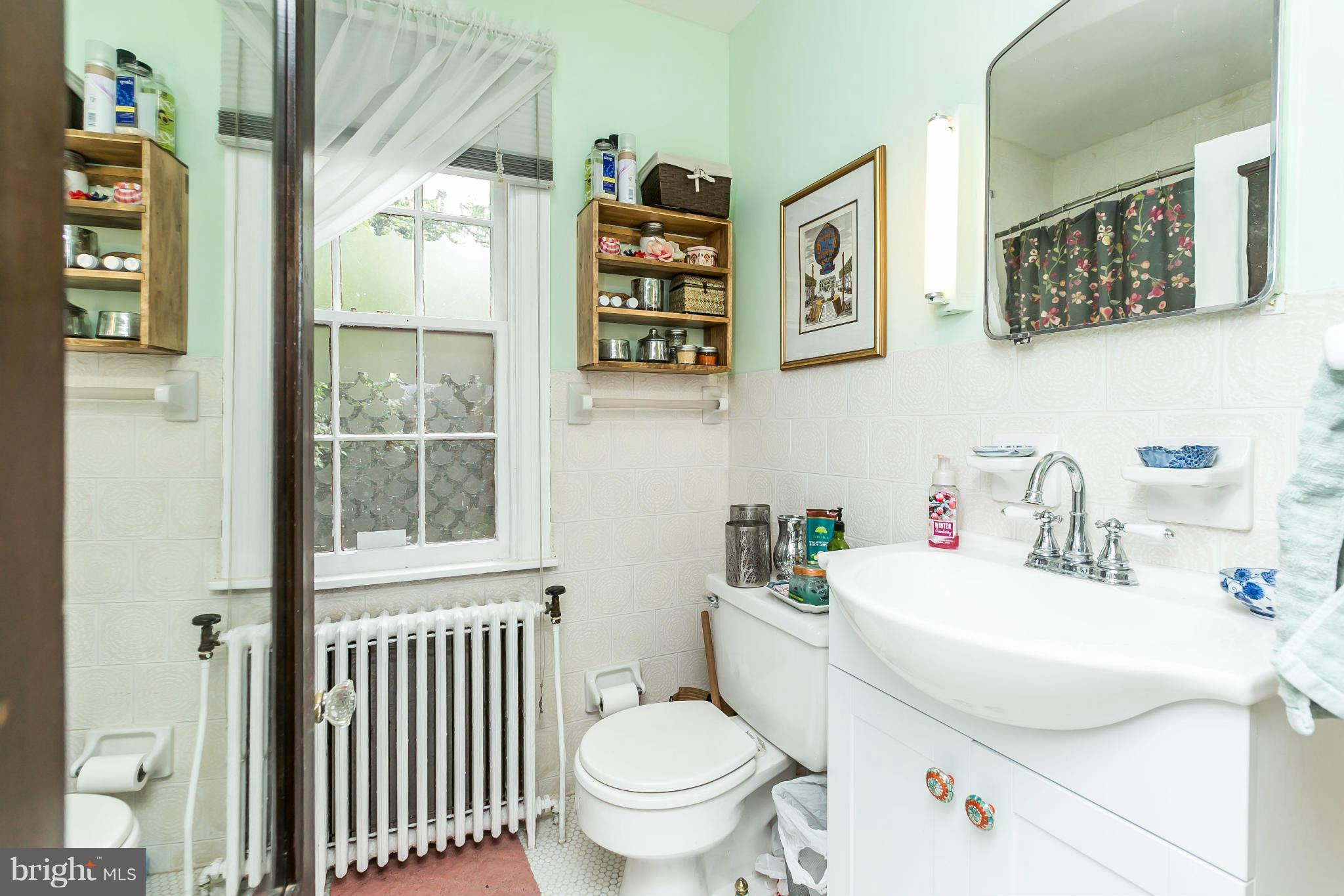 6 Elmwood Road Baltimore, MD 21210 - Photo 12 of 24 Bath