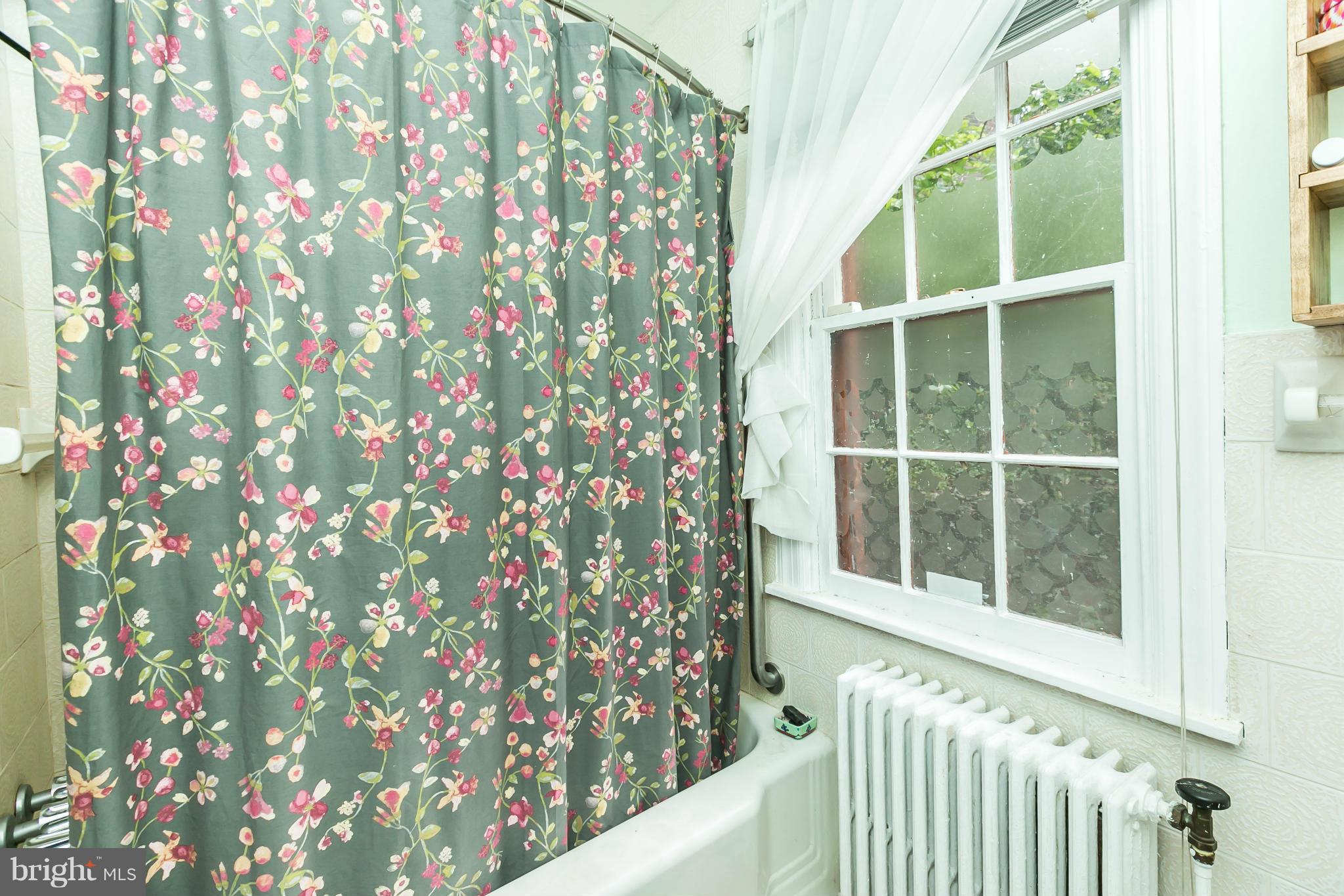 6 Elmwood Road Baltimore, MD 21210 - Photo 13 of 24 Bath
