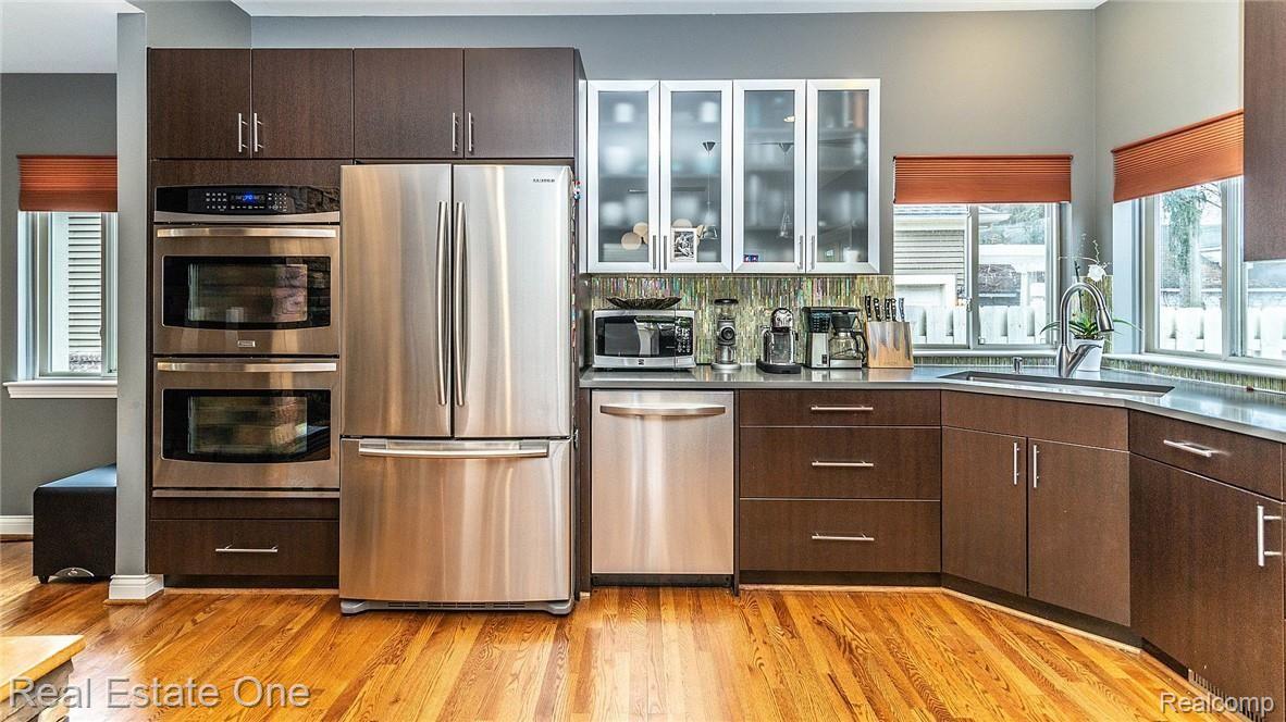 122 Woodside Road Royal Oak, MI 48073 - Photo 11 of 56 00__33.jpg