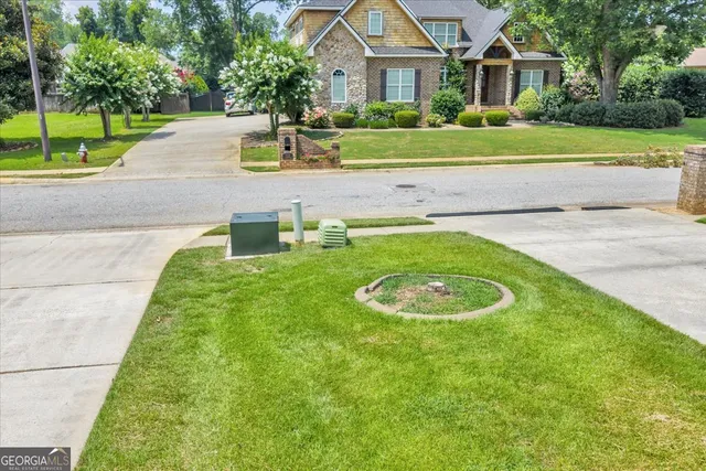 $649,900 | 121 Bridgeway Drive, Warner Robins, GA 31088