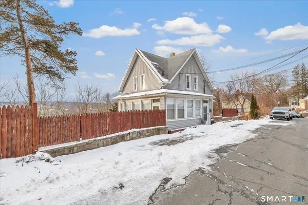 $360,000 | 71 Mt Pleasant Street, Derby, CT 06418