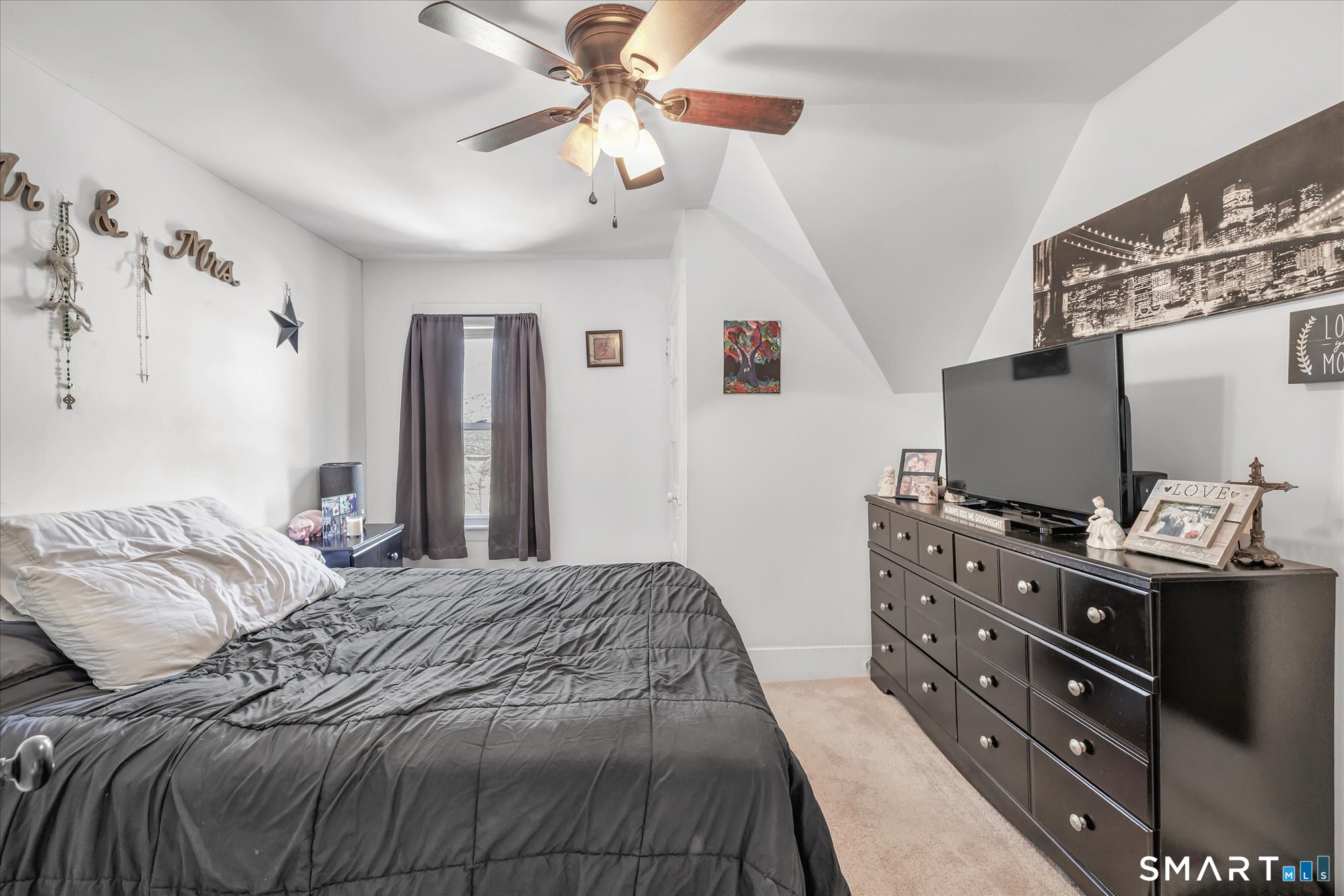 71 Mt Pleasant Street Derby, CT 06418 - Photo 15 of 40