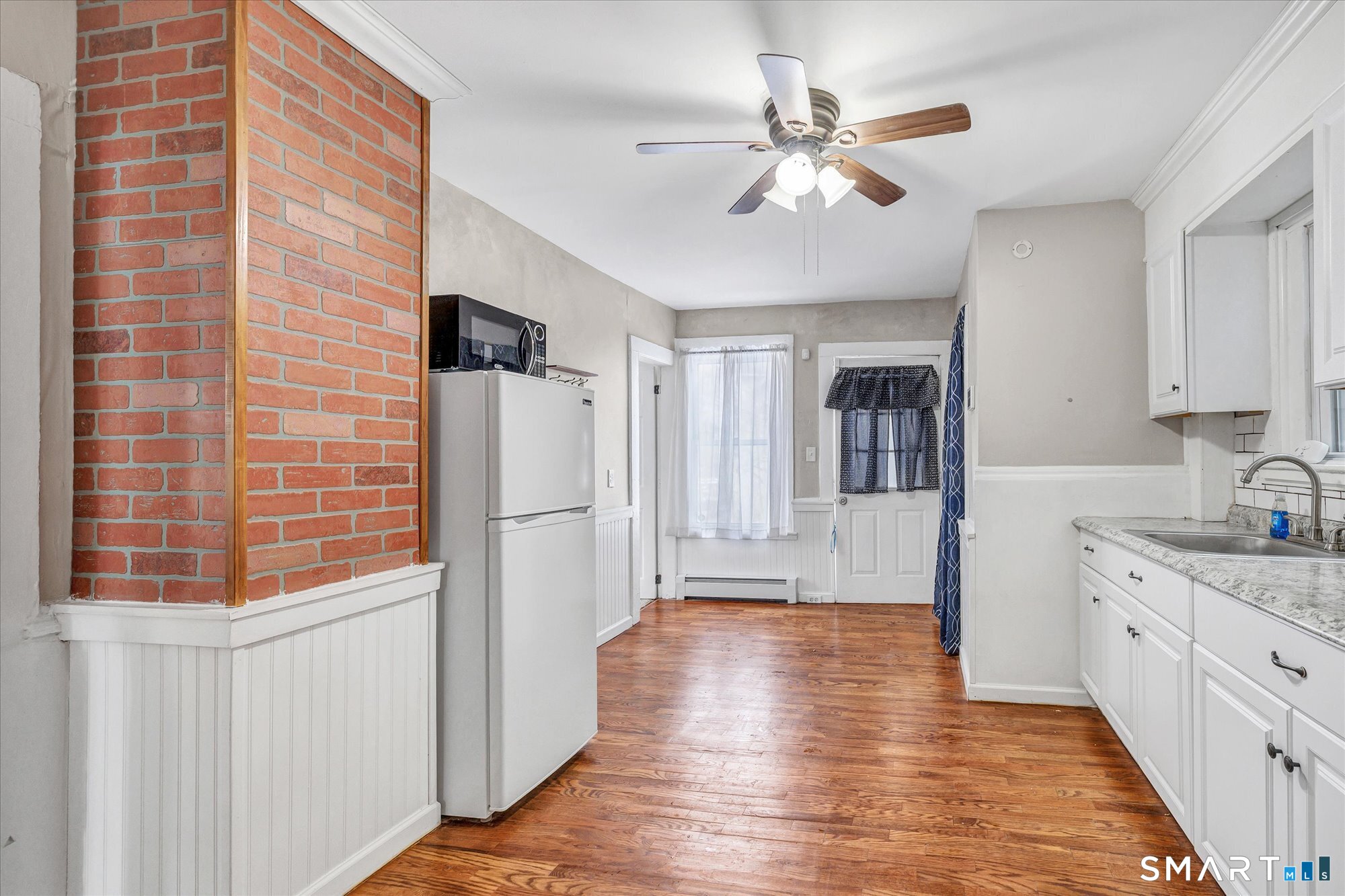 71 Mt Pleasant Street Derby, CT 06418 - Photo 28 of 40