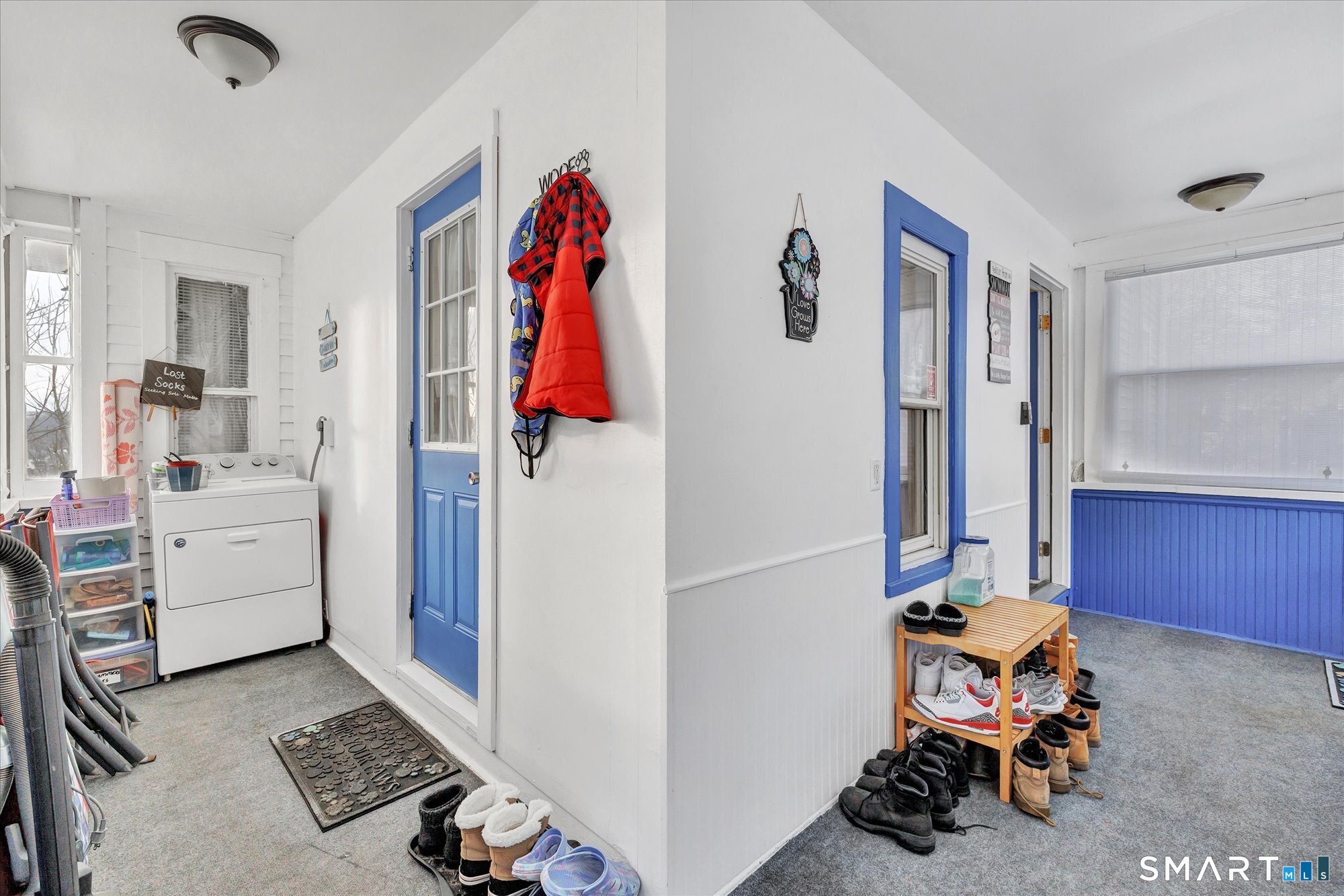 71 Mt Pleasant Street Derby, CT 06418 - Photo 3 of 40