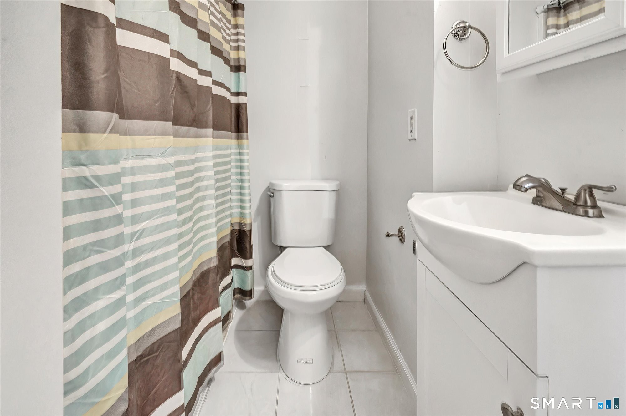 71 Mt Pleasant Street Derby, CT 06418 - Photo 33 of 40