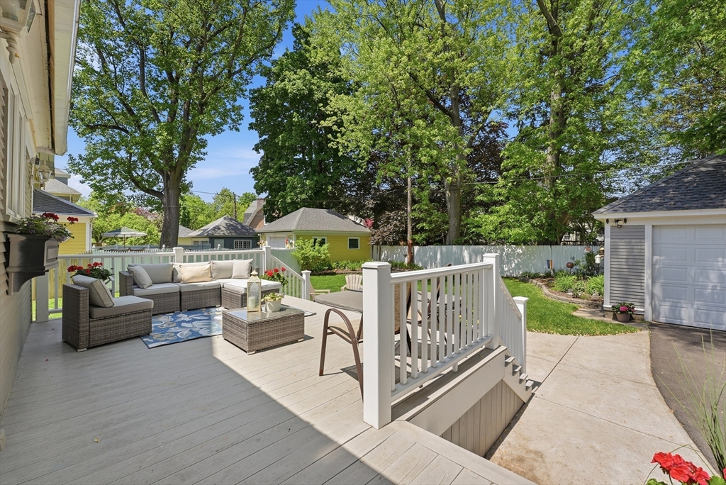 114 Maplewood Terrace Springfield, MA 01108 - Photo 36 of 42