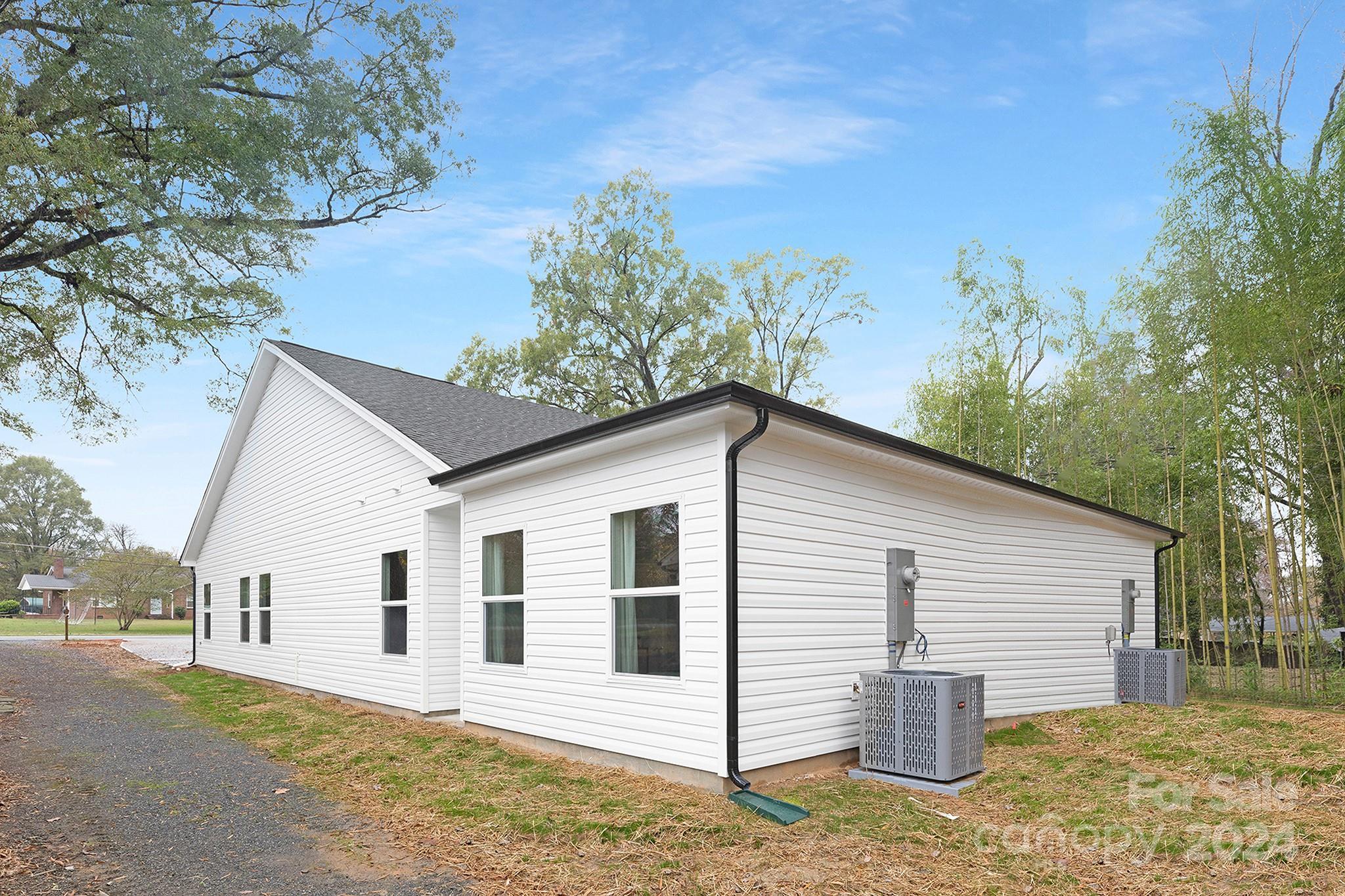 2425 Toddville Road Charlotte, NC 28208 - Photo 21 of 23