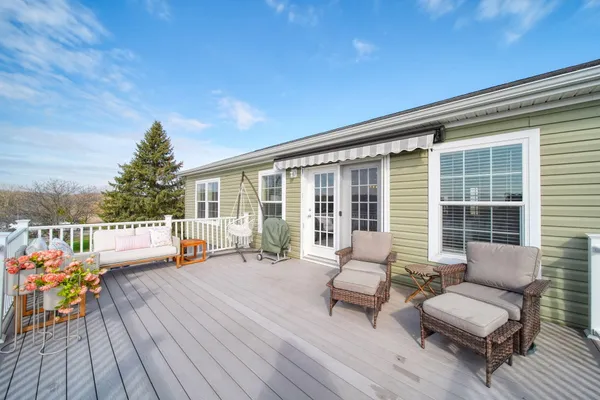 $299,900 | 1023 Tompkins Drive, Addison, MI 49220