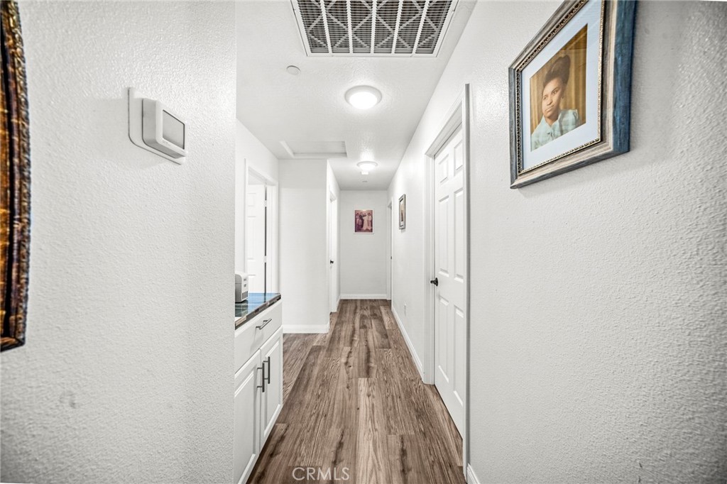 9570 Mescalero Road Phelan, CA 92371 - Photo 6 of 26 Gallery Image 6
