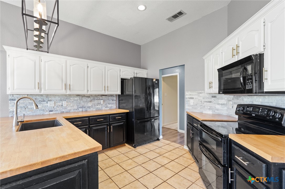 2010 Shadow Ridge Road Harker Heights, TX 76548 - Photo 17 of 36