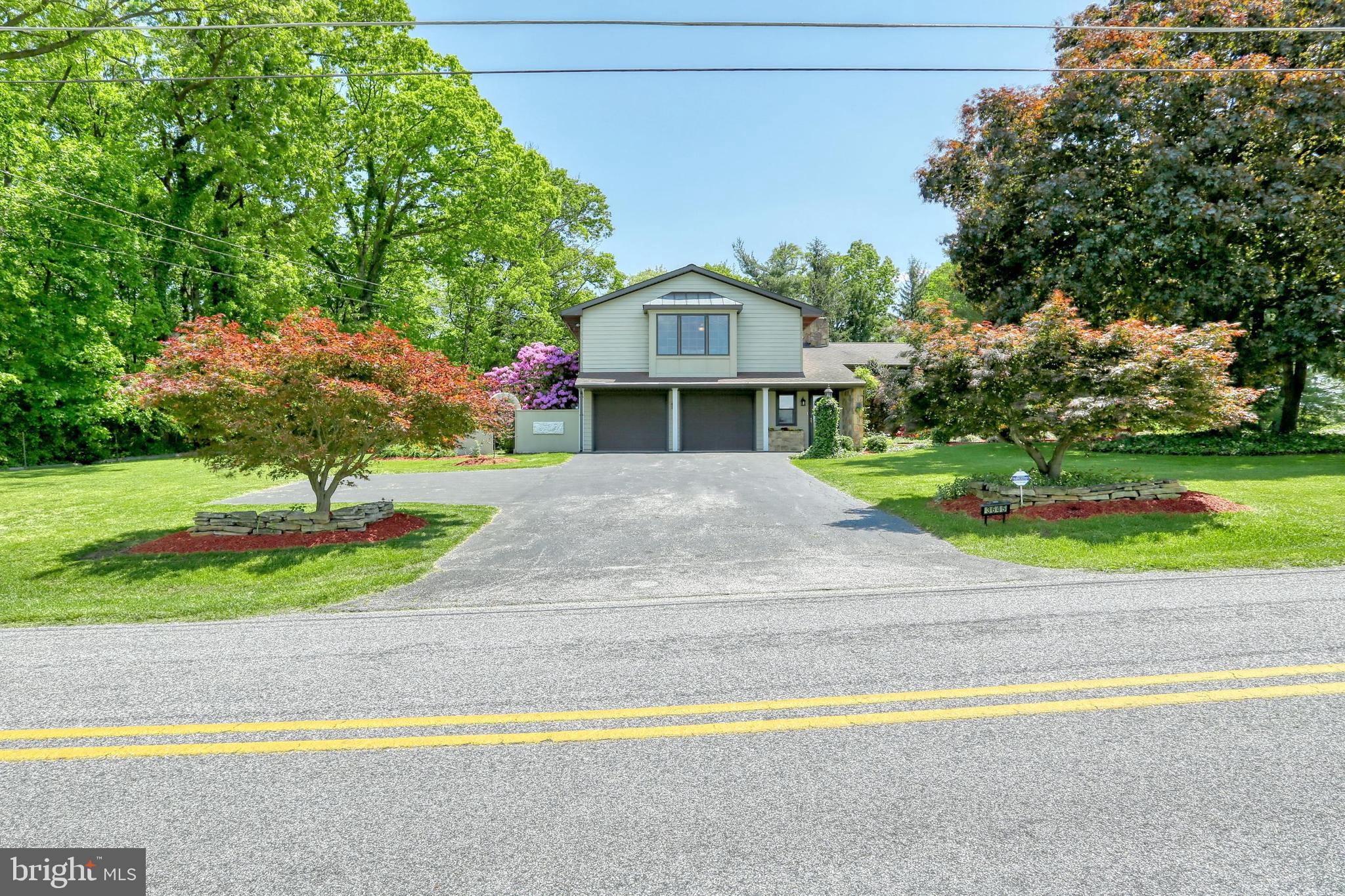 3645 Raintree Road York, PA 17404 - Photo 40 of 44 Front view of the house