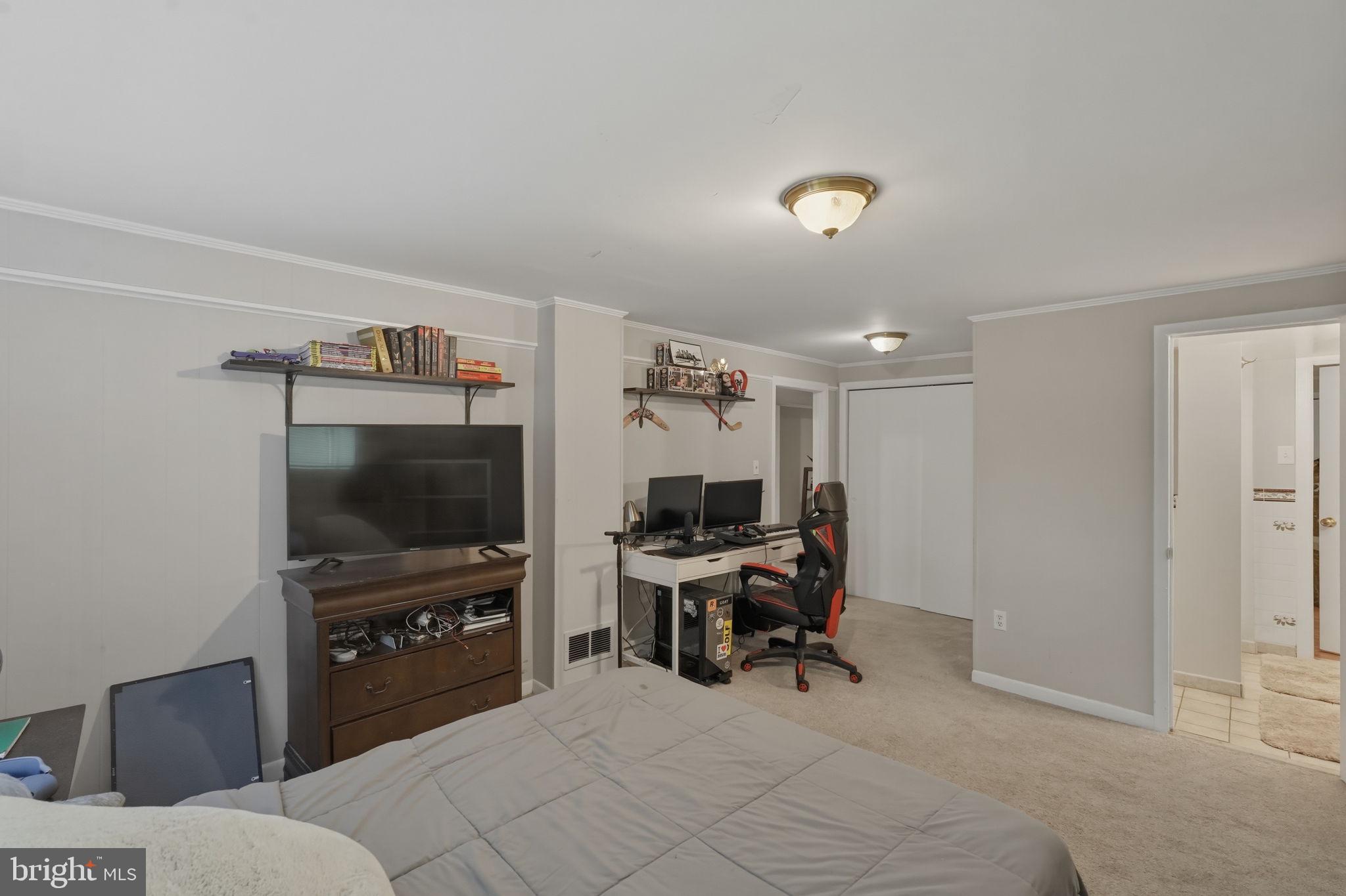 5414 Queensberry Avenue Springfield, VA 22151 - Photo 29 of 43