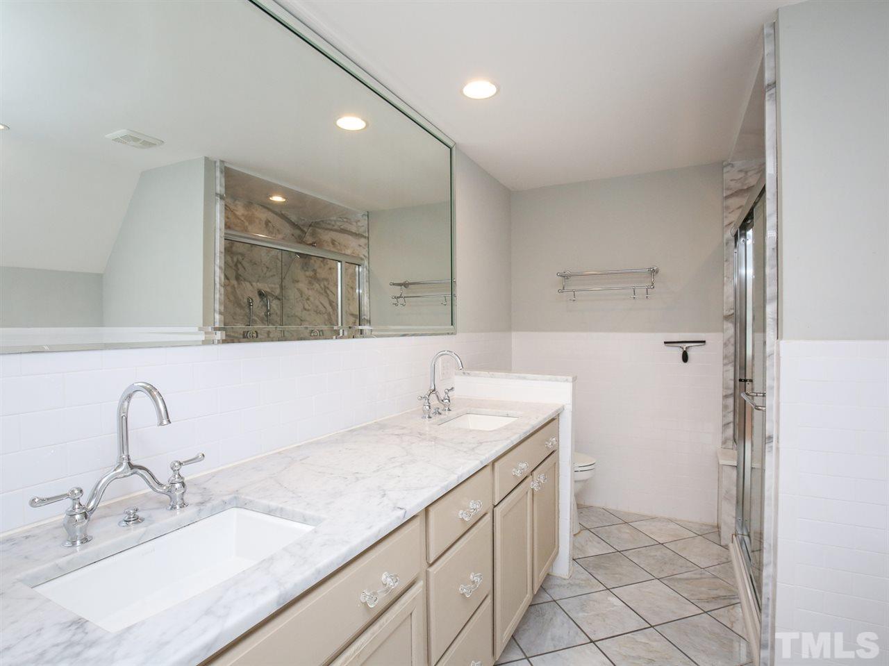 4807 Carteret Drive Raleigh, NC 27612 - Photo 14 of 30