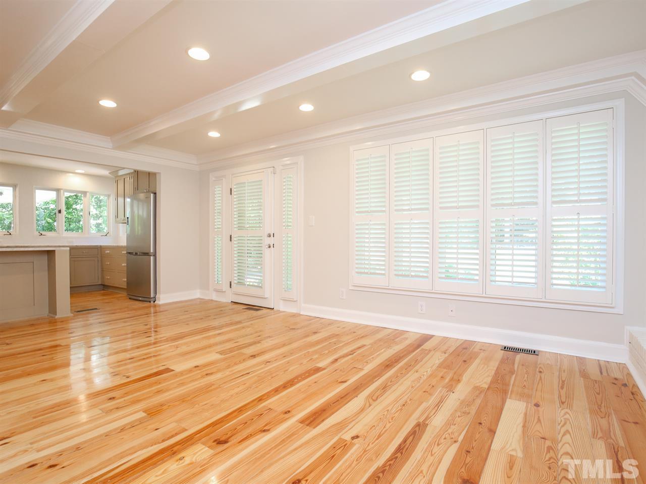 4807 Carteret Drive Raleigh, NC 27612 - Photo 4 of 30