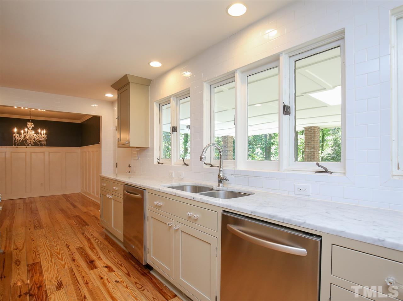 4807 Carteret Drive Raleigh, NC 27612 - Photo 8 of 30