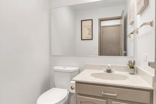 $359,000 | 526 Ascot Lane, Streamwood, IL 60107