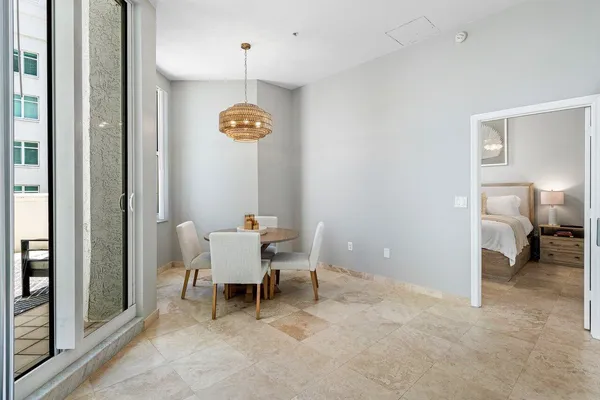 $4,000 | 255 Evernia Street, Unit 306, West Palm Beach, FL 33401
