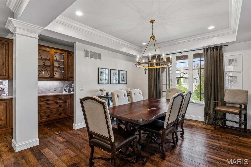 12854 Goodson Road St. Louis, MO 63131 - Photo 6 of 66
