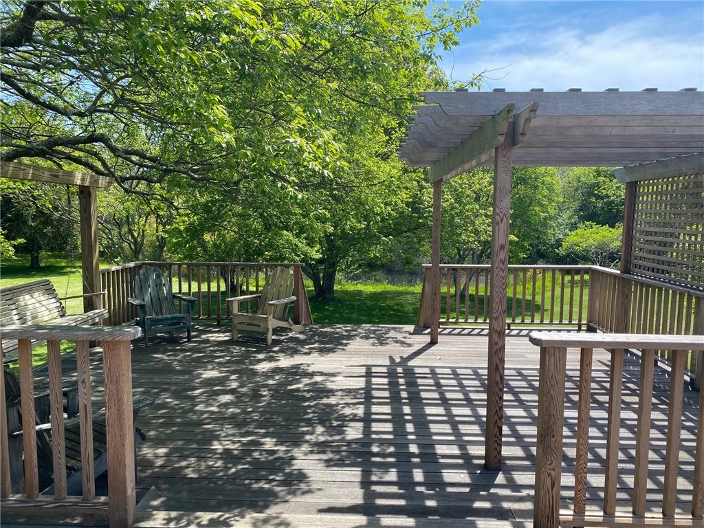 1304 Old Mill Road Block Island, RI 02807 - Photo 40 of 44