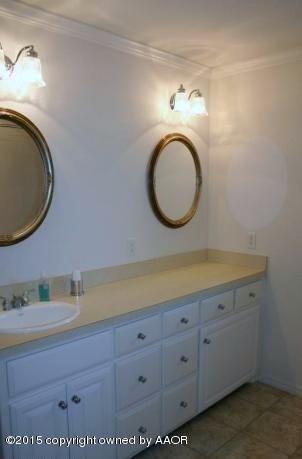 25401 Adkisson Road Canyon, TX 79015 - Photo 21 of 36 21-Bathroom 3 V2