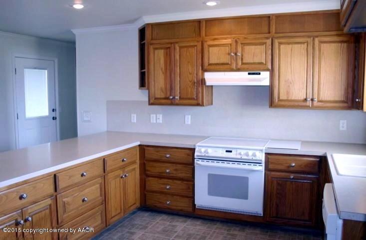 25401 Adkisson Road Canyon, TX 79015 - Photo 7 of 36 7-Kitchen 2