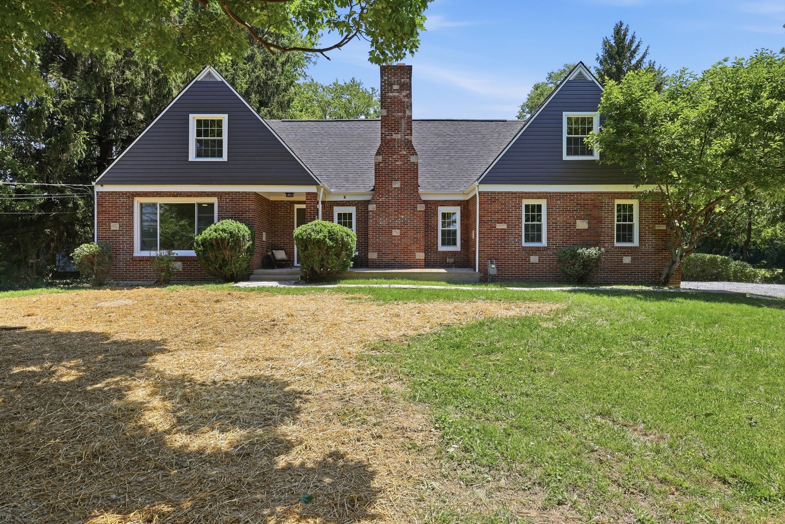 4146 Maize Road Columbus, OH 43224 - Photo 1 of 55