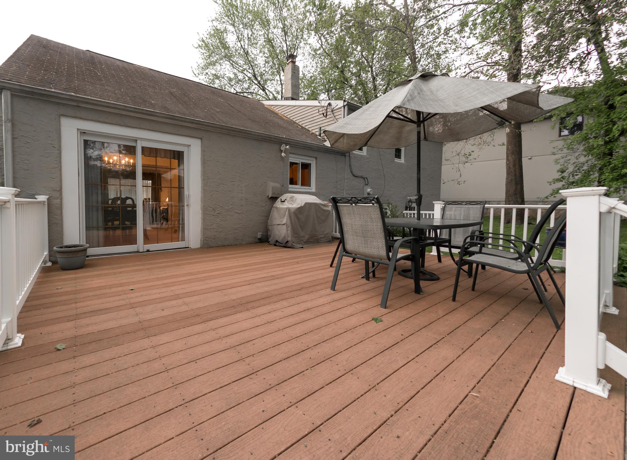 350 Davisville Road Warminster, PA 18974 - Photo 45 of 45 Deck - rear
