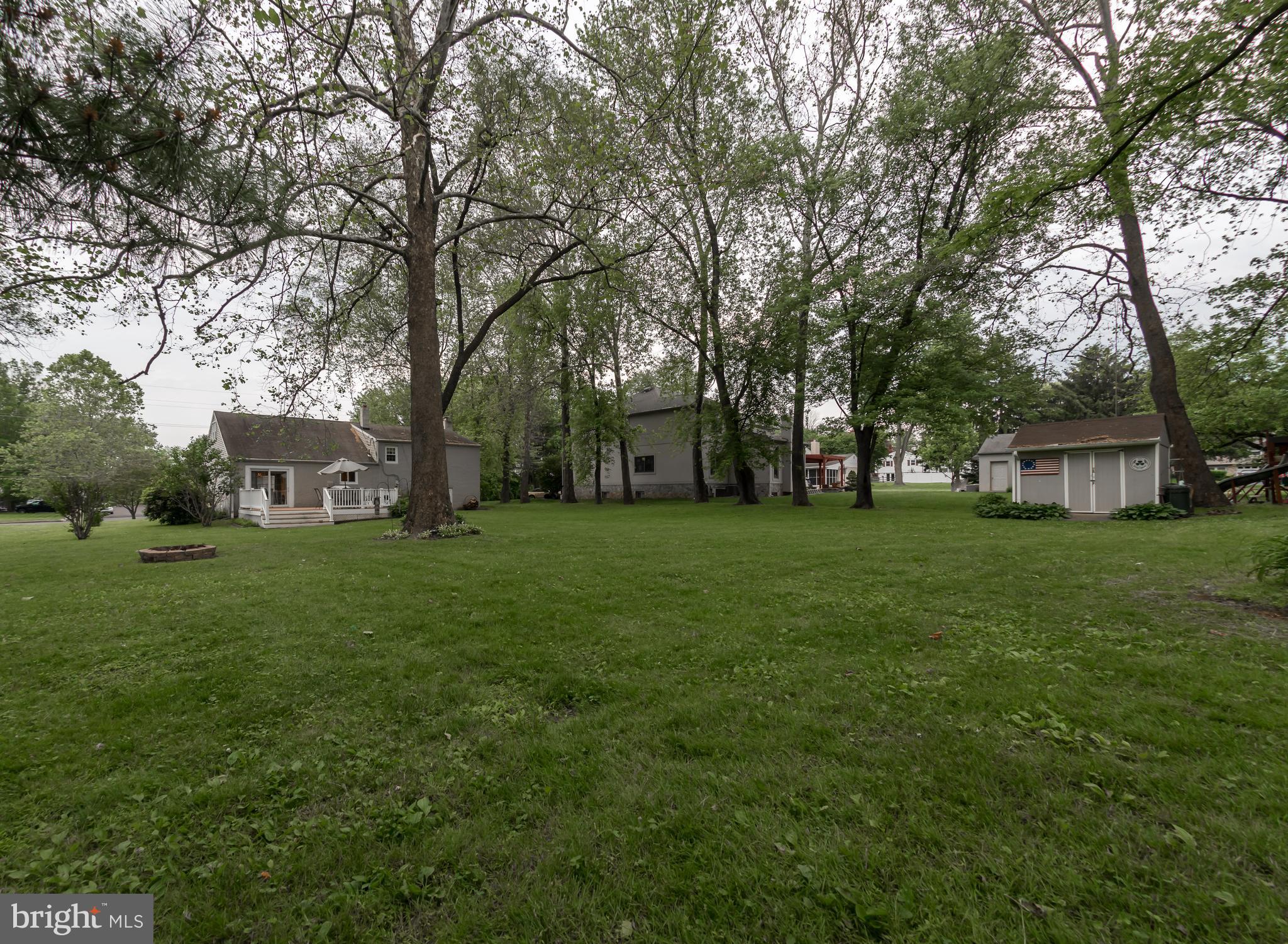 350 Davisville Road Warminster, PA 18974 - Photo 6 of 45 Rear yard