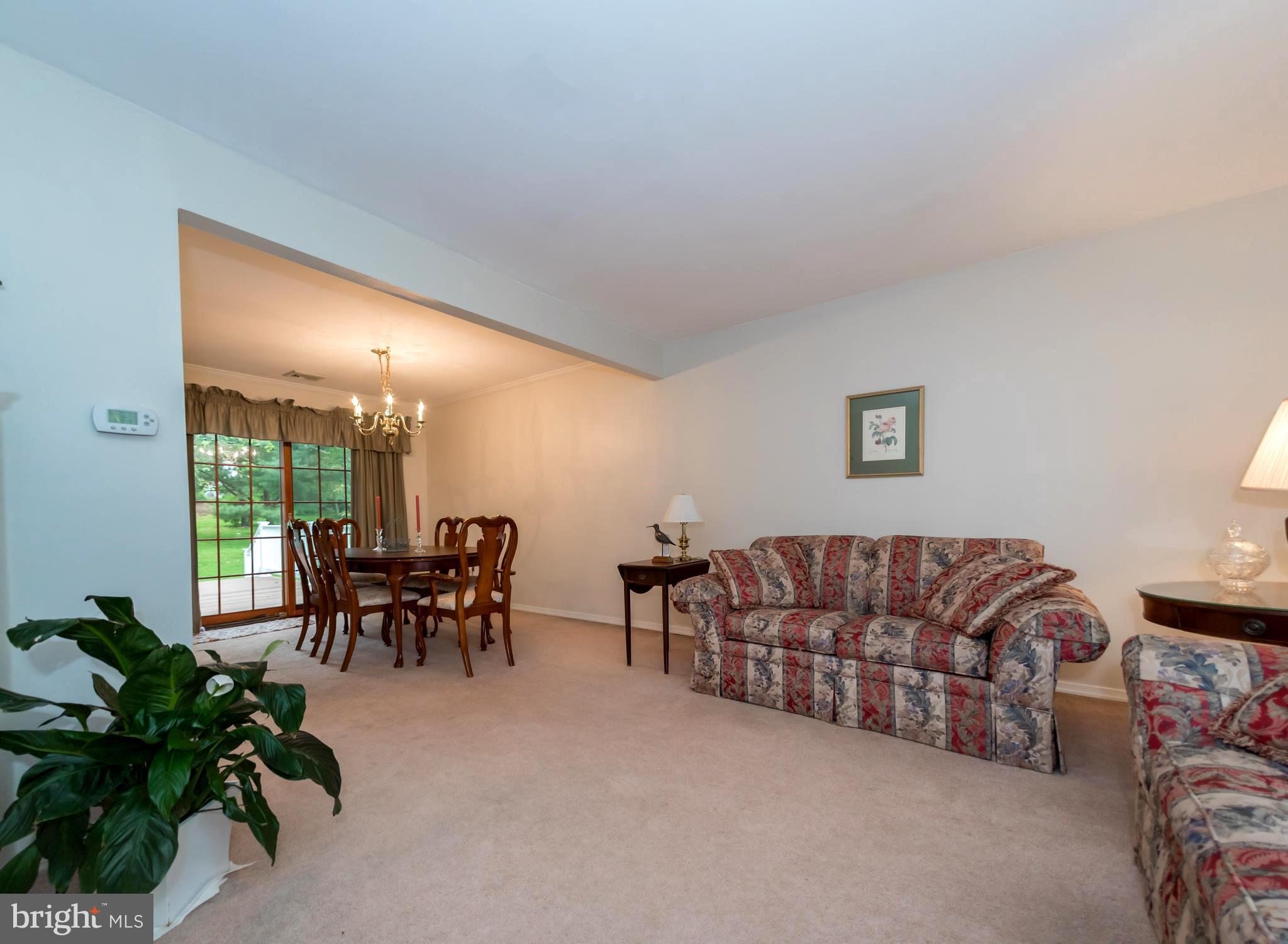 350 Davisville Road Warminster, PA 18974 - Photo 9 of 45 Living room