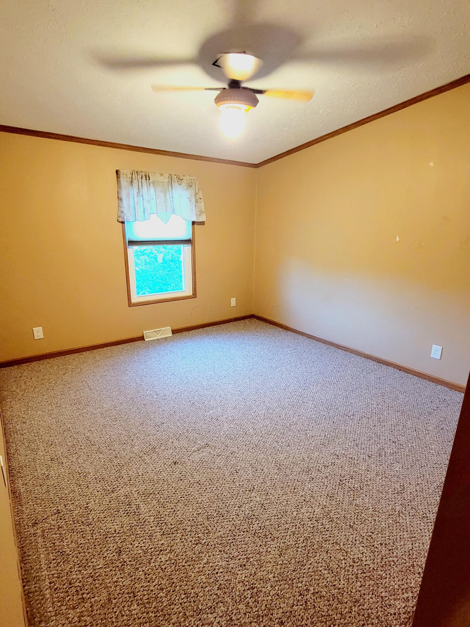 11325 Sanders Road Glouster, OH 45732 - Photo 34 of 37 20220823_184902