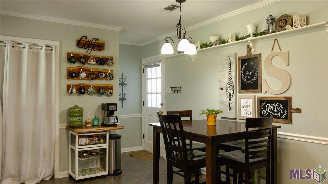 12846 Rambling Oaks Avenue Baton Rouge, LA 70818 - Photo 9 of 16 Dining