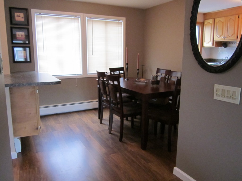 3 Manor Court, Unit 3 Springfield, MA 01118 - Photo 5 of 17