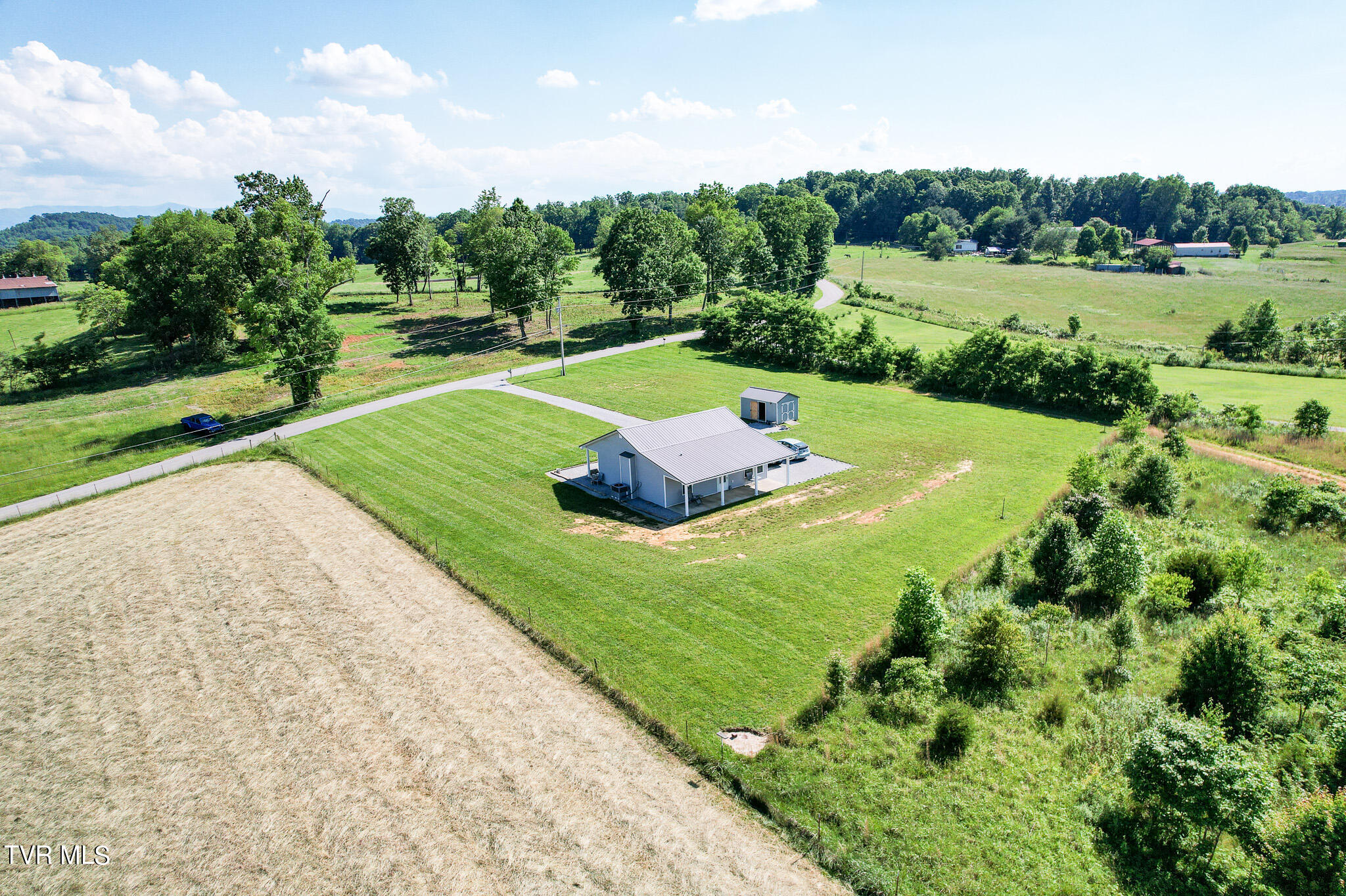 1441 Old Hall Road Chuckey, TN 37641 - Photo 38 of 42 38