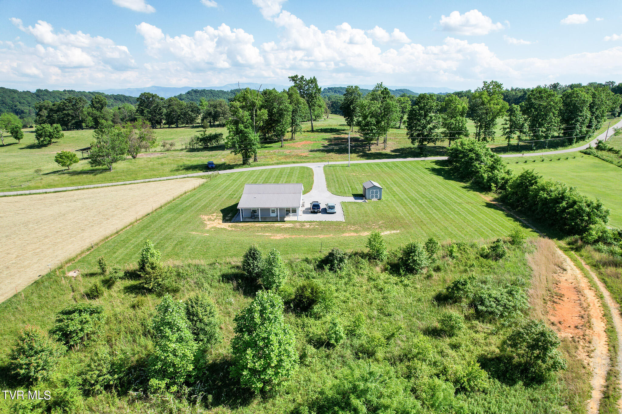 1441 Old Hall Road Chuckey, TN 37641 - Photo 39 of 42 39