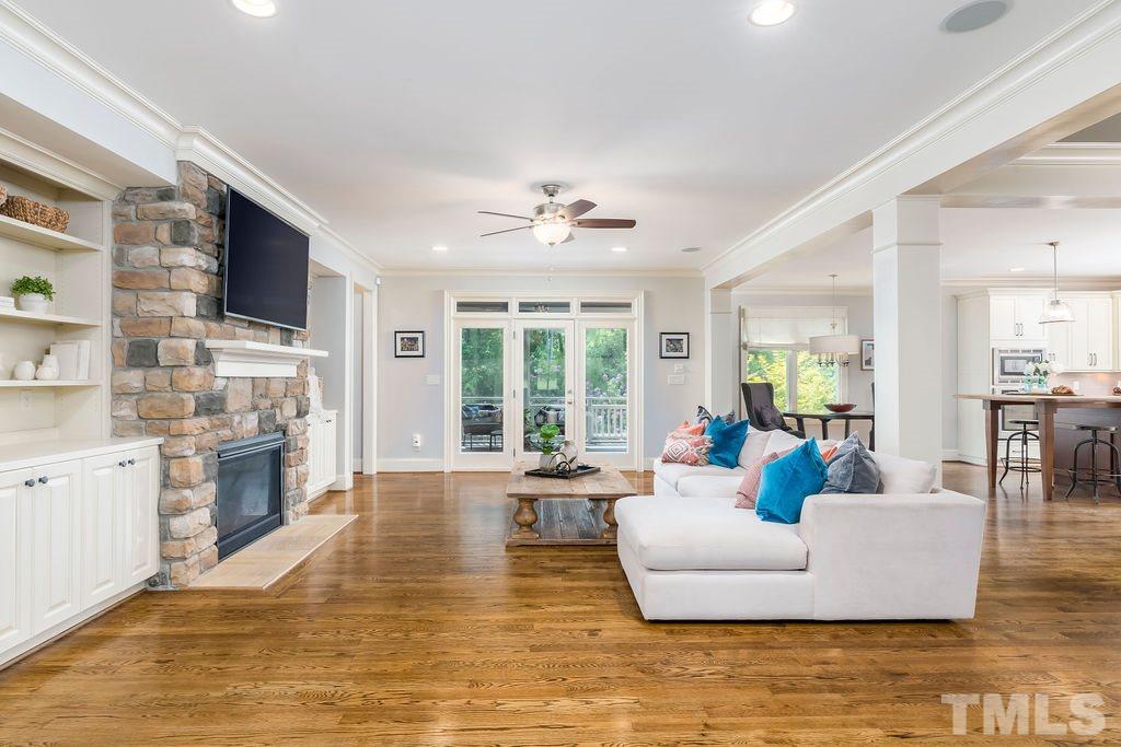 5923 Reedy Creek Road Raleigh, NC 27607 - Photo 6 of 30 Gallery Image 6