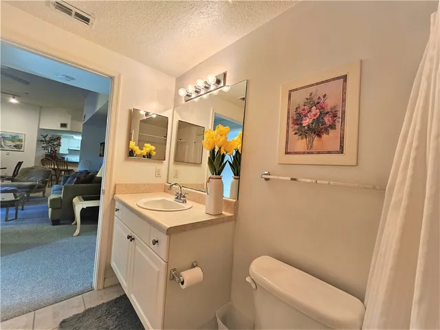 $1,800 | 5050 Fairways Circle, Unit E301, Vero Beach, FL 32967