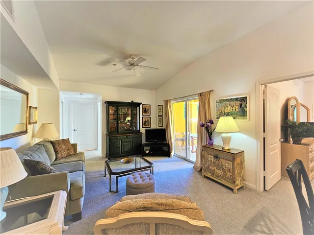 $1,800 | 5050 Fairways Circle, Unit E301, Vero Beach, FL 32967